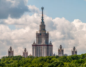 Lire la suite à propos de l’article Diplomatie française : la riposte ironique à la campagne russe « TimeToLiveInRussia »