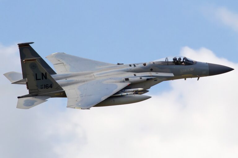 Lire la suite à propos de l’article Guerre en Iran : un chasseur américain abattu, Washington face à une escalade inédite