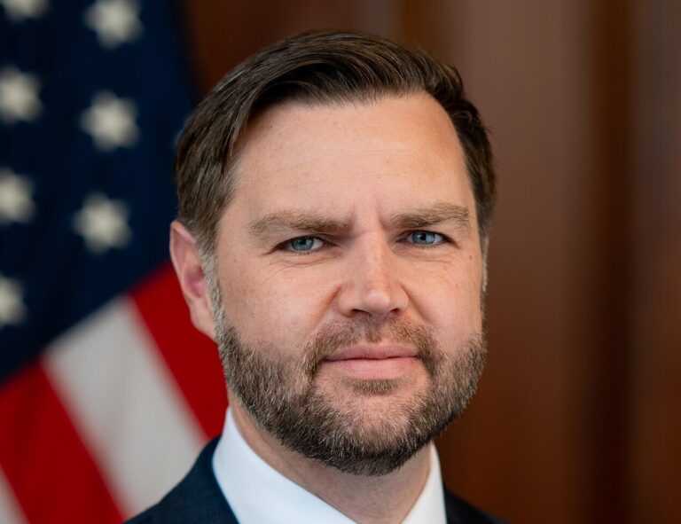 Lire la suite à propos de l’article « JD Vance est le président des États-Unis » : le tweet viral de Shaykh Sulaiman qui agite la toile