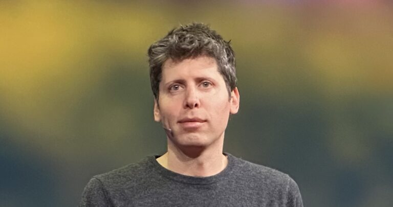 Lire la suite à propos de l’article OpenAI VS Anthropic : Sam Altman dénonce une « stratégie de peur » au cœur de la guerre des IA