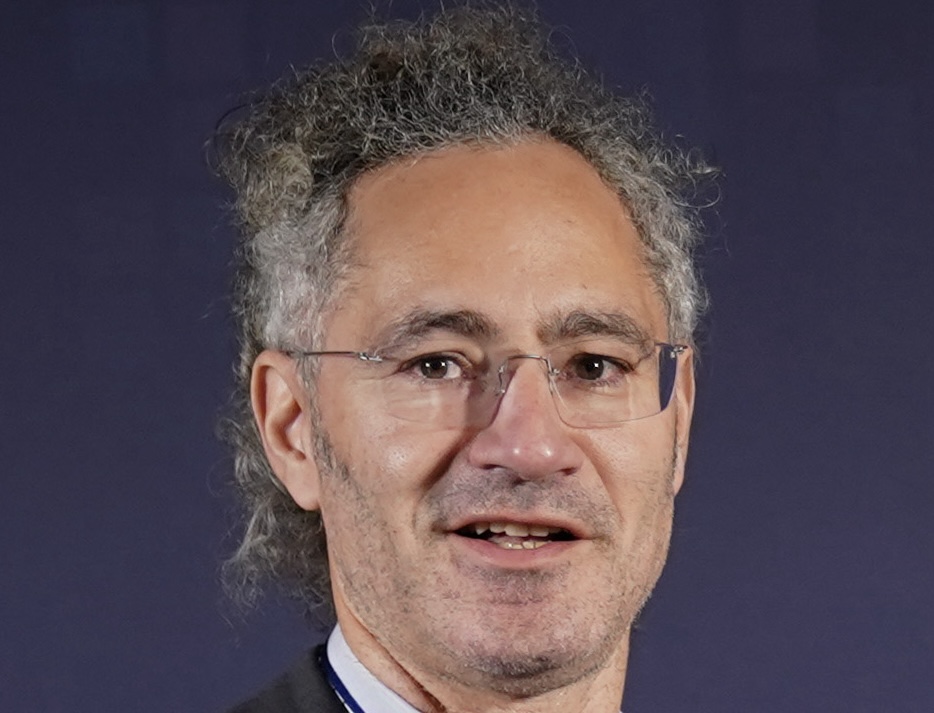 You are currently viewing Palantir : le manifeste flippant du géant de la data qui redessine les rapports de force mondiaux