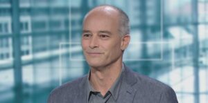 Lire la suite à propos de l’article Suisse : Le journaliste Frédéric Koller constate une “Israëlisation” de la Maison-Blanche