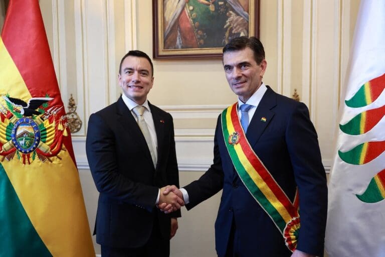 Lire la suite à propos de l’article Bolivie : Rodrigo Paz annonce un remaniement gouvernemental sous la pression de trois semaines de manifestations