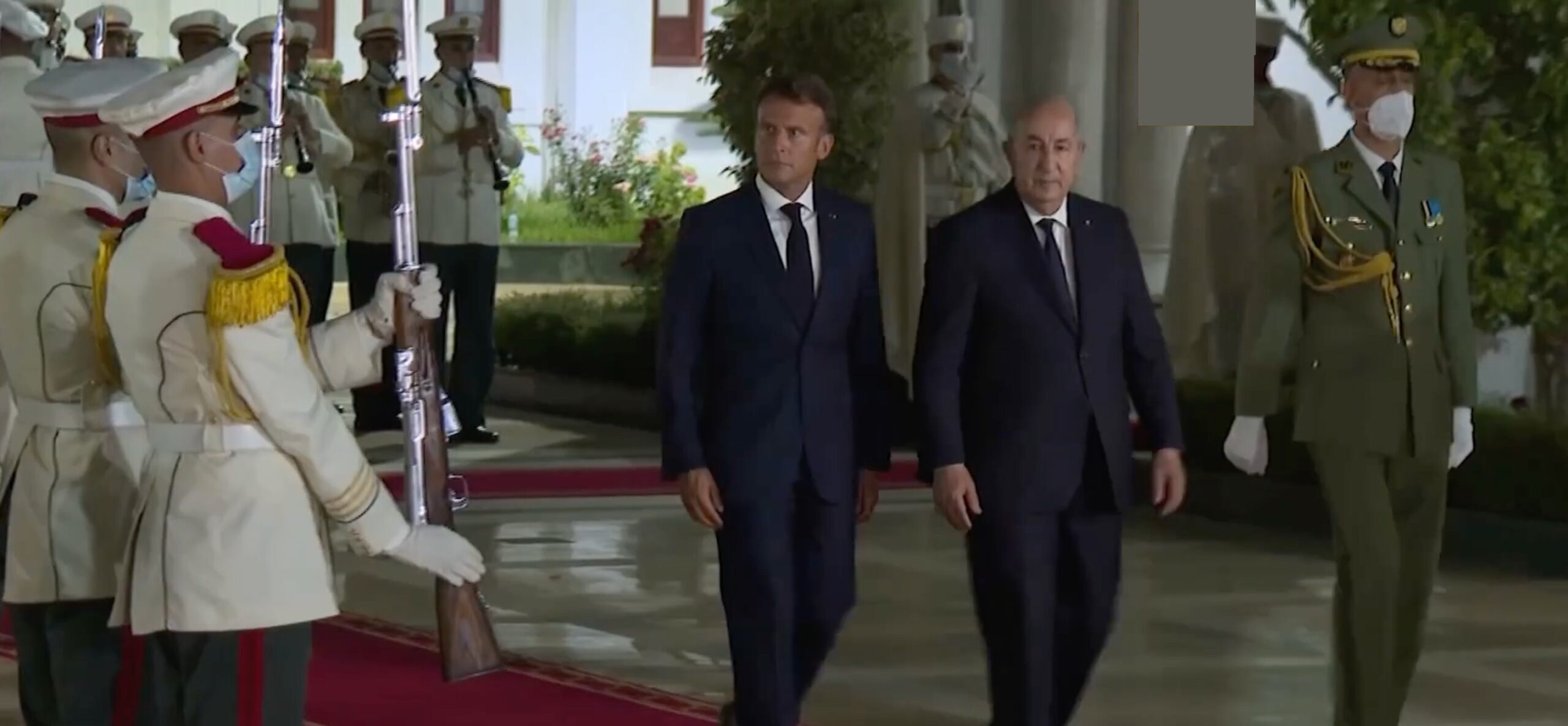 You are currently viewing France – Algérie : Emmanuel Macron mise sur une réconciliation avant la fin de son mandat malgré une crise historique