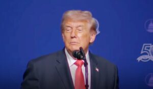 Lire la suite à propos de l’article Cuba : Donald Trump menace de « prendre le contrôle » de l’île, La Havane dénonce une escalade « dangereuse et sans précédent »