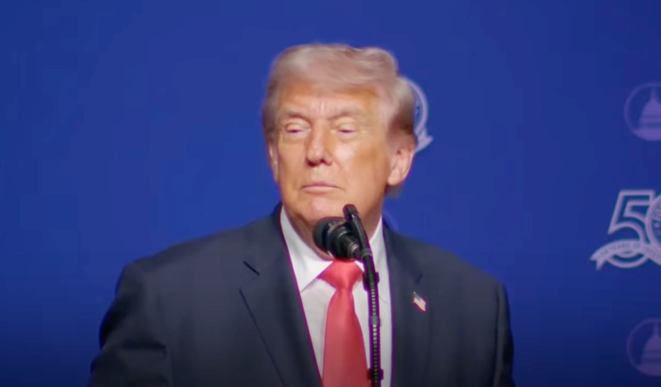 You are currently viewing Cuba : Donald Trump menace de « prendre le contrôle » de l’île, La Havane dénonce une escalade « dangereuse et sans précédent »