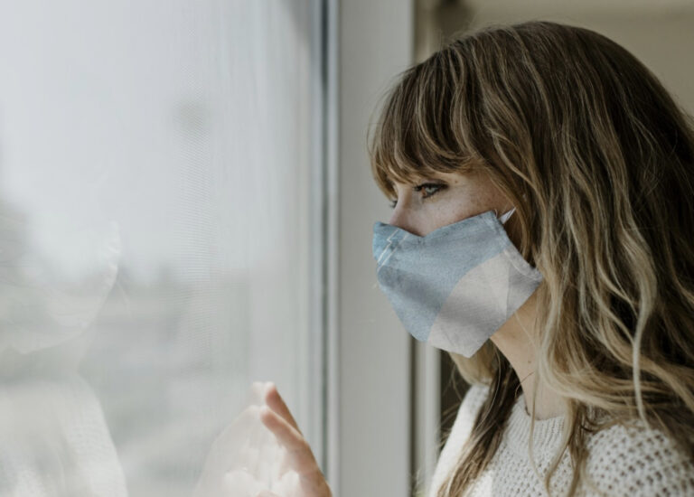 Lire la suite à propos de l’article Hantavirus : la Française contaminée placée en réanimation dans un état grave