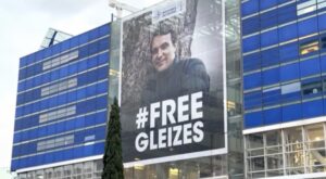 Lire la suite à propos de l’article Christophe Gleizes : un diplomate français a rendu visite au journaliste détenu en Algérie