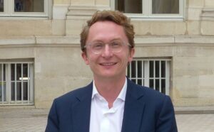 Lire la suite à propos de l’article Temps de parole : un député macroniste veut encadrer les candidats sur les réseaux sociaux avant la présidentielle