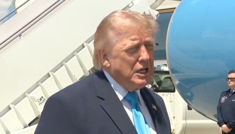 Lire la suite à propos de l’article Pologne : Donald Trump annonce l’envoi de 5 000 soldats américains après des tensions avec l’Allemagne