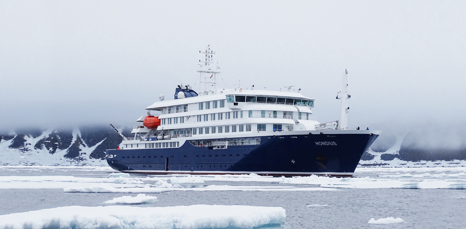 Le Hondius. Photo : @OceanWide Expeditions