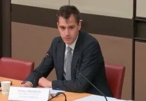 Lire la suite à propos de l’article Intelligence artificielle : Arthur Mensch alerte une nouvelle fois sur le risque d’une Europe « vassale » des États-Unis