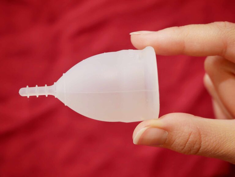 Lire la suite à propos de l’article Protections menstruelles : le remboursement des culottes et cups bientôt effectif dès septembre 2026