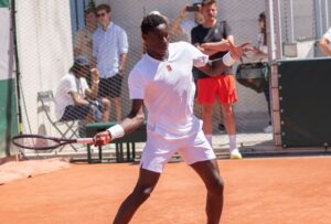 Lire la suite à propos de l’article Roland-Garros : Moïse Kouamé, 17 ans, sort par la grande porte