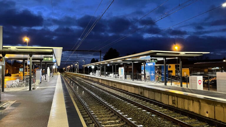 Lire la suite à propos de l’article Belgique : plusieurs morts dans une collision entre un car scolaire et un train en Flandre