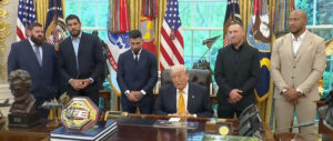 Lire la suite à propos de l’article UFC à la Maison Blanche : des combats de MMA pour les 80 ans de Donald Trump