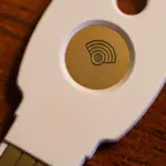 Clé de sécurité Google Titan pour la double authentification