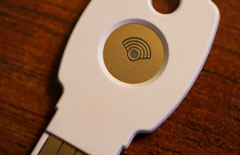 Lire la suite à propos de l’article Double authentification : une IA contourne la protection réputée quasi-infaillible
