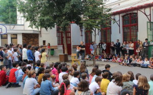 Lire la suite à propos de l’article Périscolaire : les animateurs parisiens lancent une grève de onze jours sur fond de scandales et de tensions