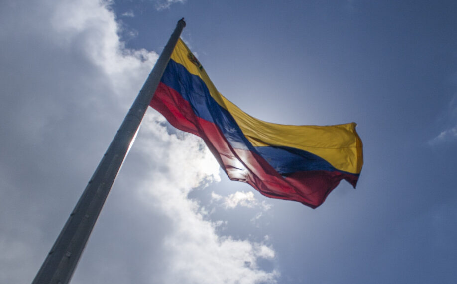 You are currently viewing Venezuela : Trump affirme envisager d’en faire le 51e État américain, Caracas rejette fermement l’idée