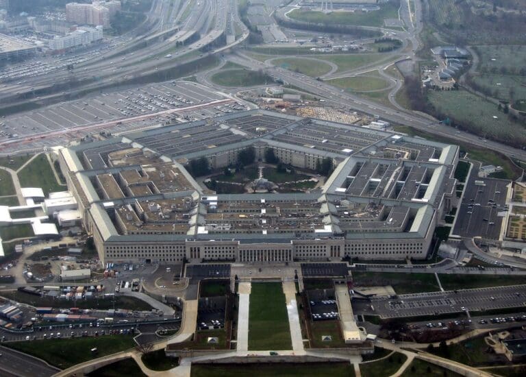 Lire la suite à propos de l’article Pentagone : l’administration Trump ferme davantage les portes à la presse