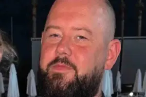 Lire la suite à propos de l’article Attaque au couteau à Belfast : une cagnotte pour le “héros” de Belfast