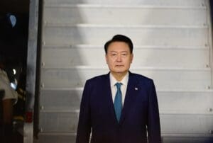 Lire la suite à propos de l’article Corée du Sud : l’ex-président Yoon Suk-yeol condamné à 30 ans de prison pour une opération de drones contre Pyongyang