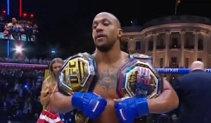 You are currently viewing Ciryl Gane : le Français décroche la ceinture intérimaire UFC des lourds après un KO expéditif contre Alex Pereira