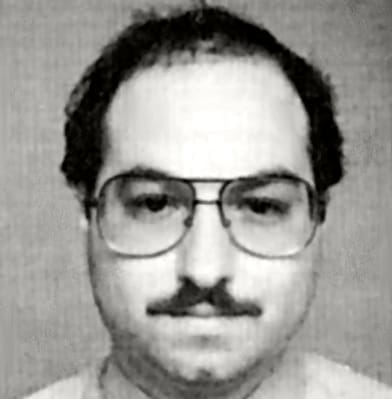 Lire la suite à propos de l’article Affaire Jonathan Pollard : l’espion israélien qui a durablement marqué les relations entre Washington et Israël