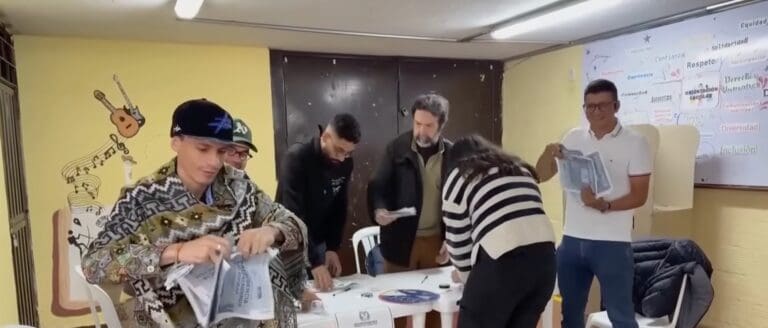Lire la suite à propos de l’article Colombie : Abelardo de la Espriella et Iván Cepeda qualifiés pour un second tour sous haute tension