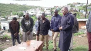 Lire la suite à propos de l’article Afrique du Sud : douze morts dans une fusillade de masse près de Johannesburg