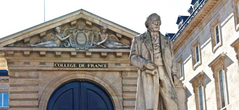 Lire la suite à propos de l’article Collège de France : un faux détecteur de fumée transformé en caméra clandestine dans les toilettes des femmes