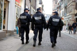 Lire la suite à propos de l’article Corse : l’État forme 1 000 agents publics pour renforcer la lutte contre la mafia