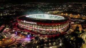Lire la suite à propos de l’article Coupe du monde 2026 : un Mondial sous pression entre géopolitique, sécurité et climat