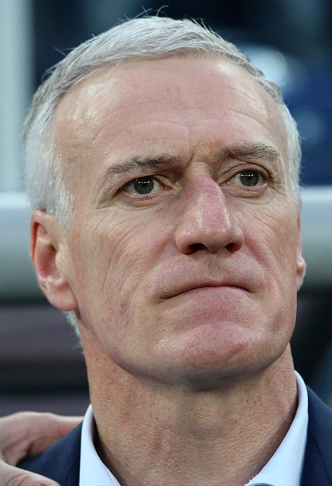 You are currently viewing Deschamps : endeuillé par la mort de sa mère, le sélectionneur rentre en France