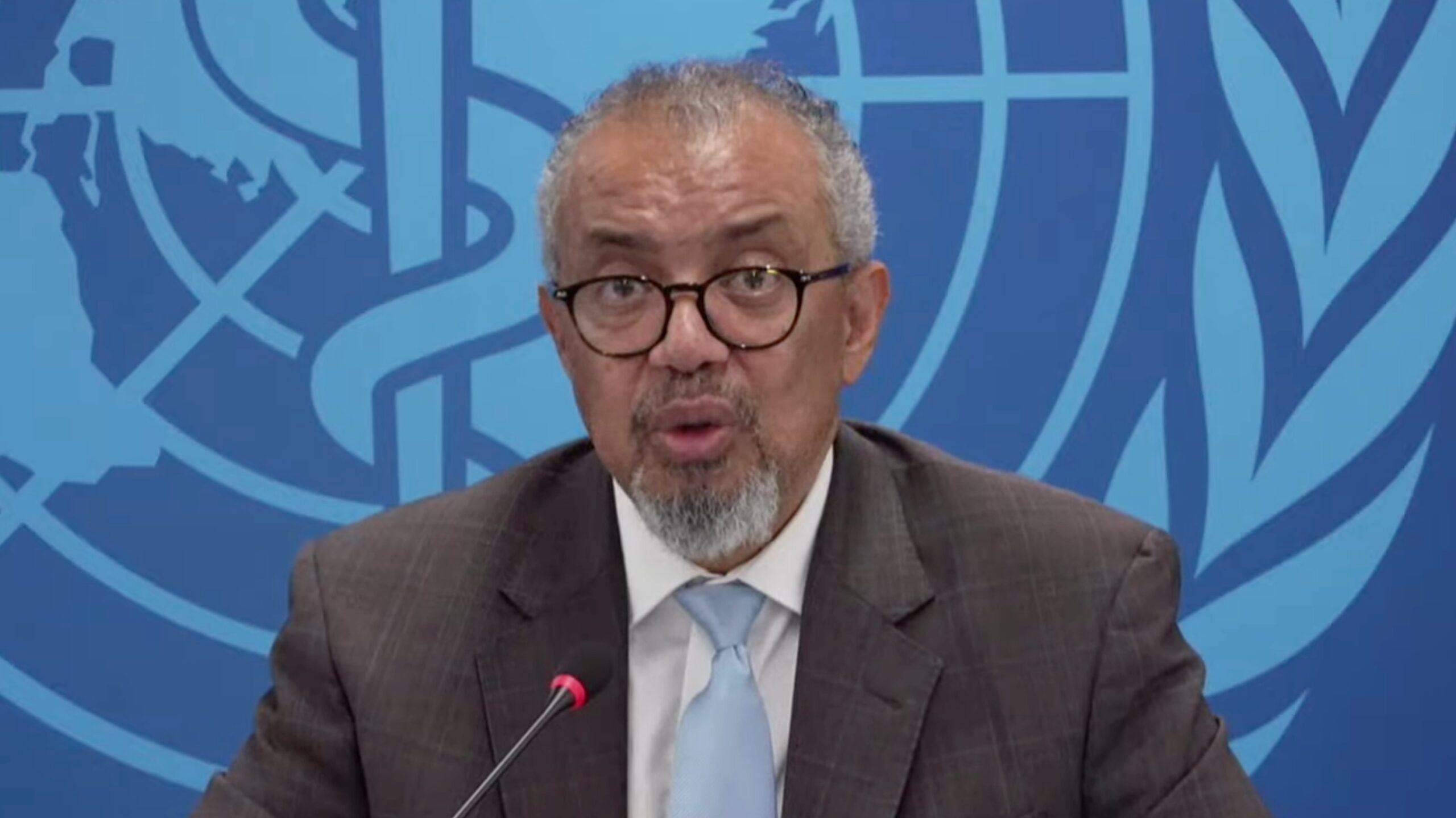 You are currently viewing Ebola en RDC : Tedros alerte sur une épidémie qui « continue de dépasser la réponse » malgré des progrès significatifs