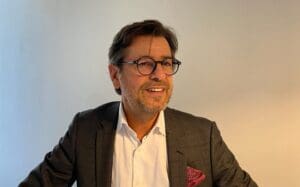 Lire la suite à propos de l’article Emmanuel Hamelin : élu président de Lyon Parc Auto pour six ans dans un contexte de transformation des mobilités lyonnaises