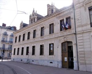 Lire la suite à propos de l’article Franck Sinisi : l’ancien élu FN condamné à 10 mois de prison avec sursis pour provocation à la haine