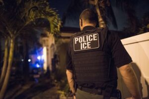 Lire la suite à propos de l’article ICE : la mortalité des personnes détenues a bondi de 140 % aux États-Unis en un an