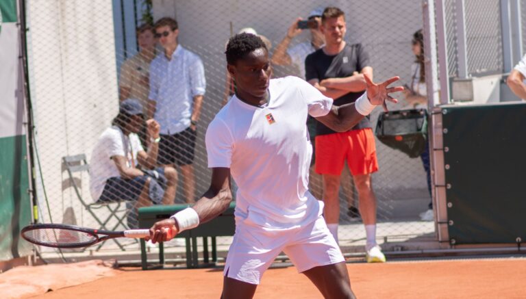 Lire la suite à propos de l’article Moïse Kouamé : un bond de 102 places au classement ATP