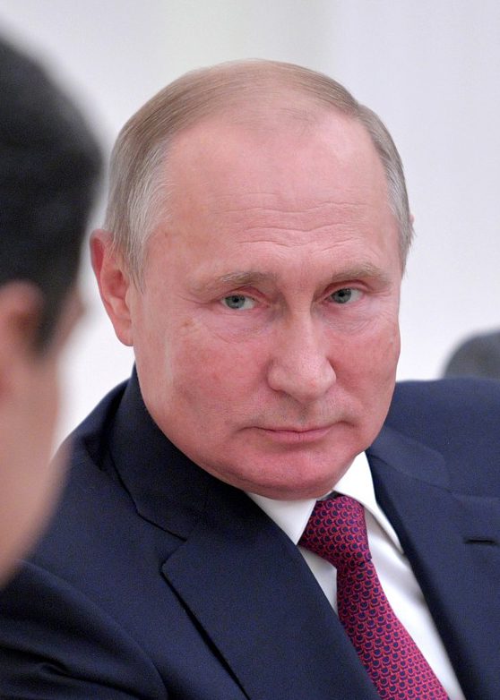 You are currently viewing Moscou : la plus vaste attaque de drones ukrainiens depuis deux ans frappe la capitale russe