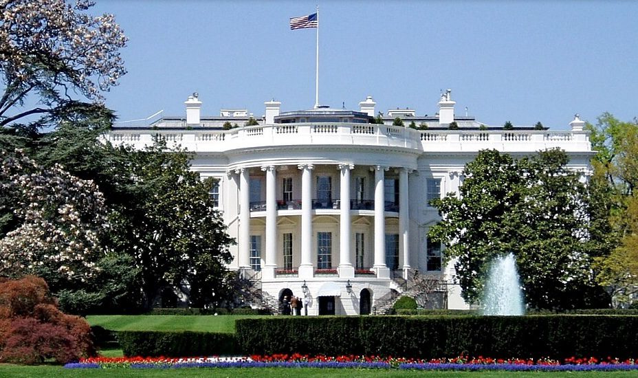 You are currently viewing Mythos 5 : Washington réautorise l’IA d’Anthropic sous conditions