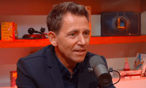 Lire la suite à propos de l’article PSG : Daniel Riolo estime que Paris a été favorisé par l’arbitrage