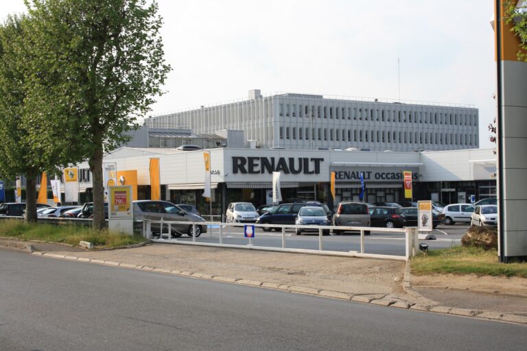 Lire la suite à propos de l’article Renault armement : l’entrée du constructeur dans la défense provoque la colère de la CGT