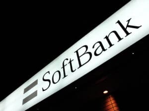 Lire la suite à propos de l’article Centres de données IA : SoftBank investit 75 milliards d’euros en France et accélère la course aux infrastructures géantes