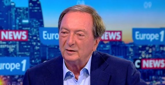 You are currently viewing Vin français : Michel-Édouard Leclerc met en garde Donald Trump sur la menace des droits de douane