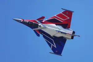Lire la suite à propos de l’article Avion de combat : Dassault promet un successeur après le SCAF