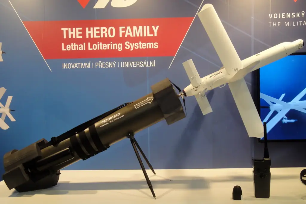 Munition rôdeuse, illustration des drones kamikazes jetables