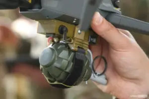 Lire la suite à propos de l’article Drones autonomes : une IA a tué des soldats sans intervention humaine