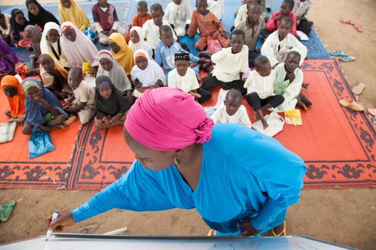 Lire la suite à propos de l’article Nigeria : les enseignants en grève après une vague d’enlèvements d’élèves qui ravive le traumatisme de Chibok